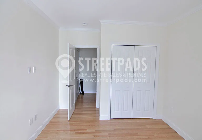 15 Langdon St — Photo 18