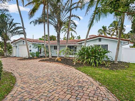 3rd image of 2081 NE 25th Street