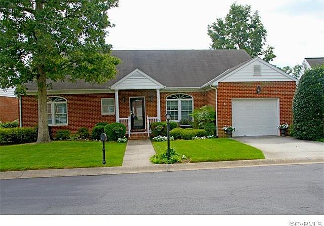 1st image of 4921 Lakemere Ct