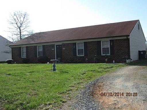 1st image of 942 Grand Arbre Dr