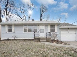 236 S Cadillac Dr, Saint Charles, MO 63301