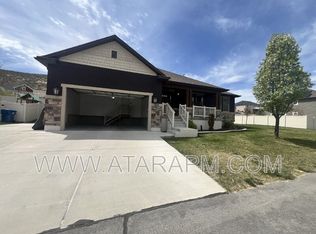 1529 S Lake View Terrace Rd, Saratoga Springs, UT 84045