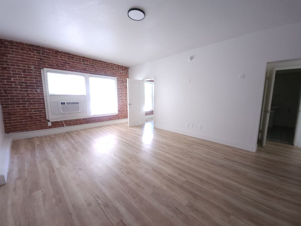 1st image of 750 S Mariposa Ave #2B-1Ba-1100Sqft