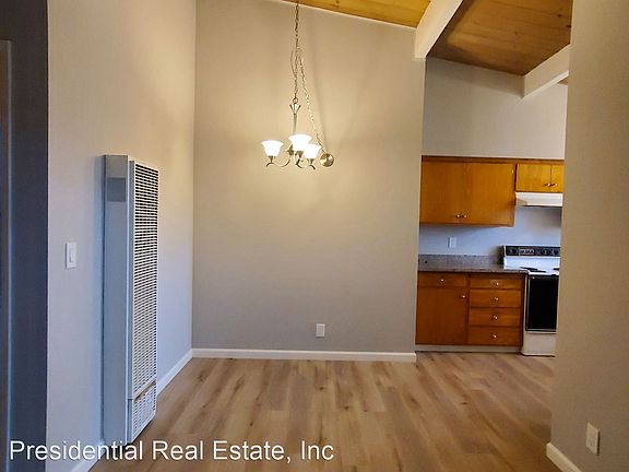 3rd image of 3294 Brookdale Dr #C