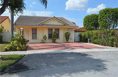 1st image of 10209 NW 125th St