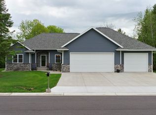 654 N 3rd Ave, Abbotsford, WI 54405