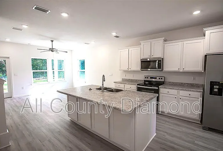 30 Sandywoods Ct — Photo 7