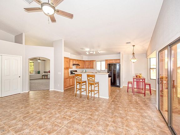 5th image of 2772 Pardilla Pl