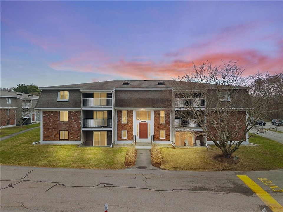 1st image of 220 Bedford St #11