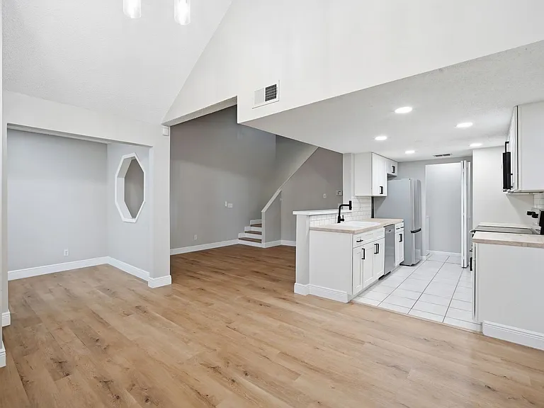 12287 Armenia Gables Cir — Photo 7