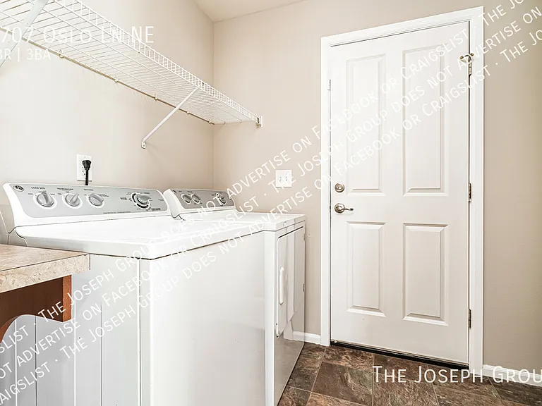 8707 Oslo Ln NE — Photo 18