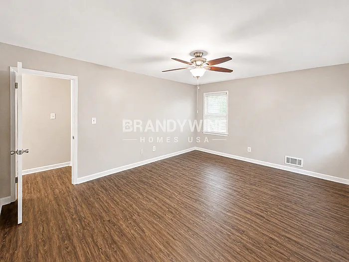 4520 Dorset Cir — Photo 23