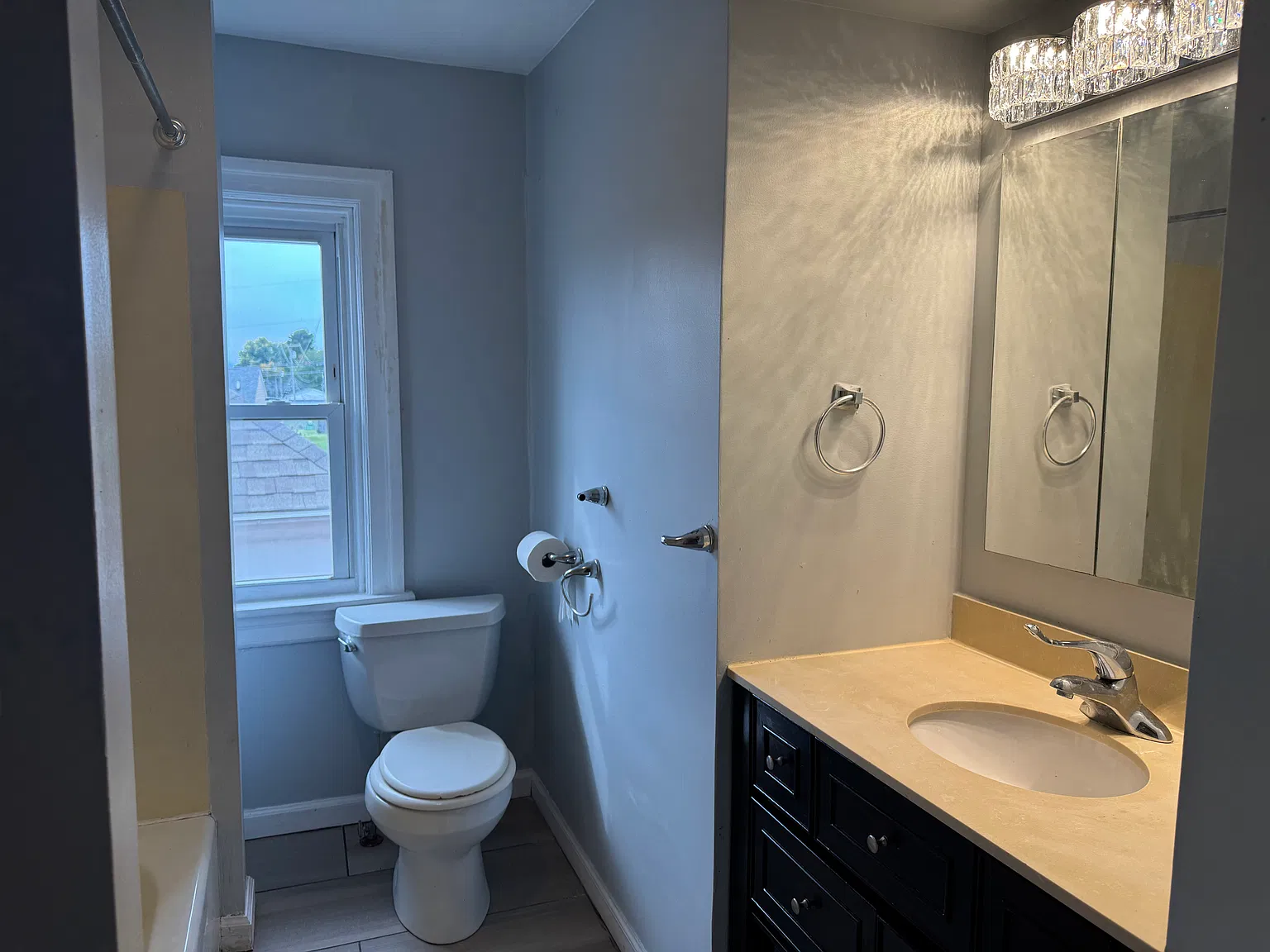 2 bed, 1000 sqft, $1,365 — Photo 4