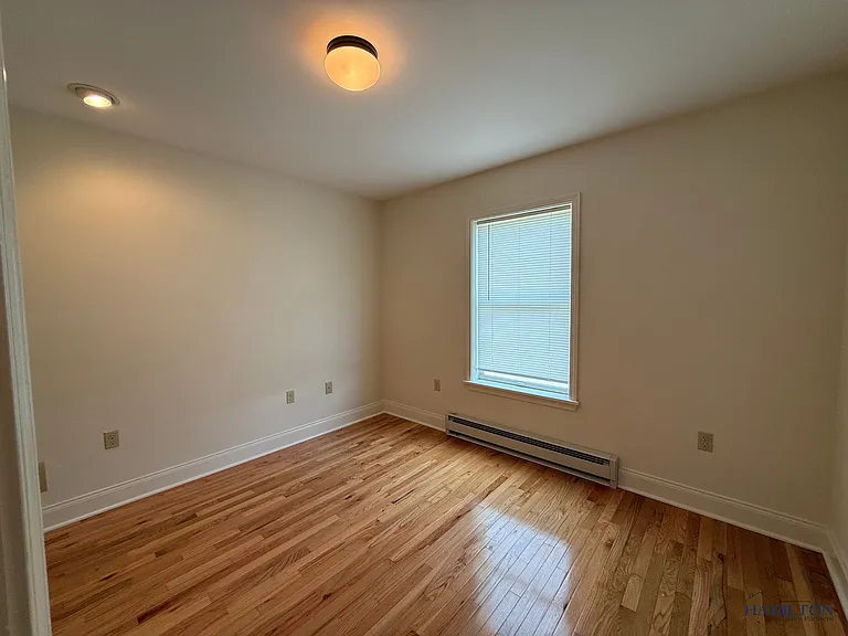 7407 State Route 20 — Photo 14