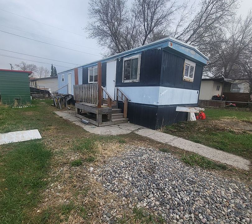 1st image of 315 E Griffin Dr Trailer 13