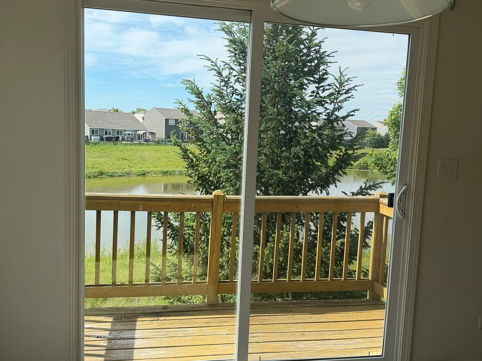 3 bed, 2.5 bath, 1757 sqft, $2,800 — Photo 3