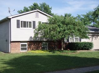 6000 Meadowsglen Dr, Dublin, OH 43017