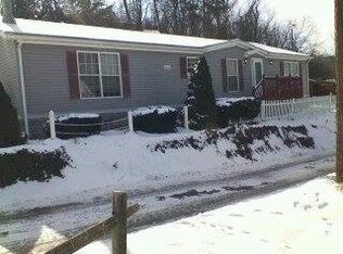 55522 Bloomingdale St, Bridgeport, OH 43912