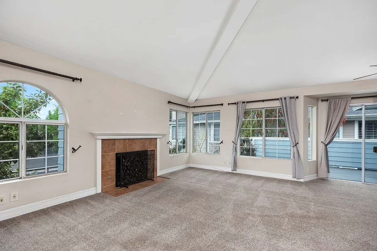 Building Photo - 23412 Pacific Park Dr #35K