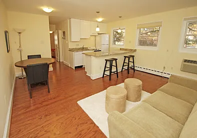 4597 Macarthur Blvd NW APT 2 photo 1