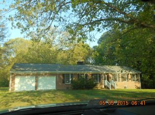 20414 Horseshoe Rd, Carson, VA 23830