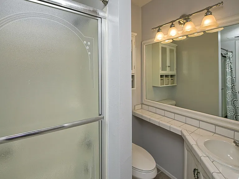 8510 N Central Ave #19 — Photo 9