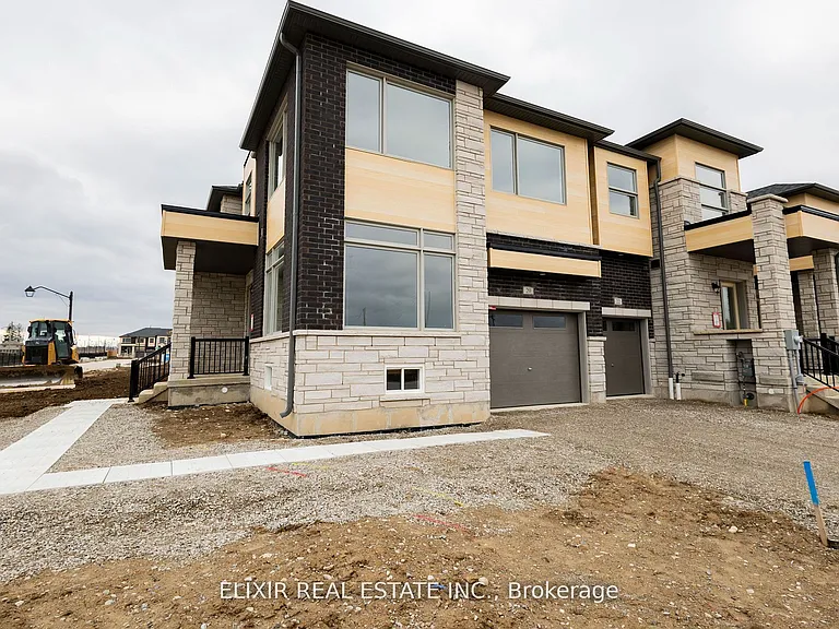 20 Molnar Cres — Photo 34