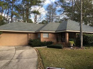 15 Cedar Chase Pl, Spring, TX 77381