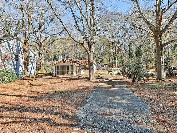 2nd image of 66 Howell Dr SW