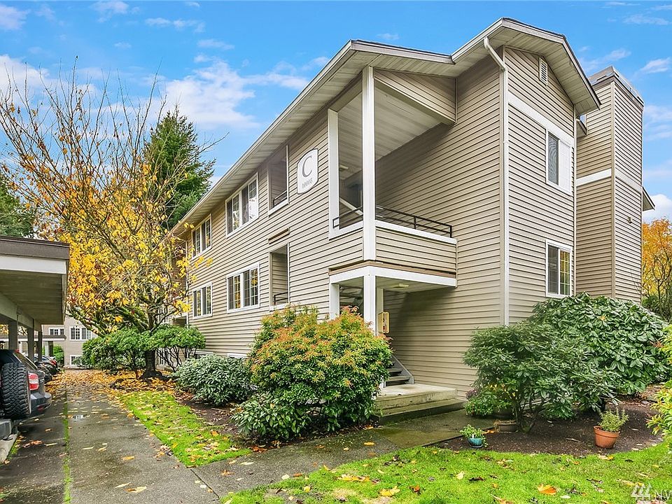 1st image of 10008 NE 120th Ln