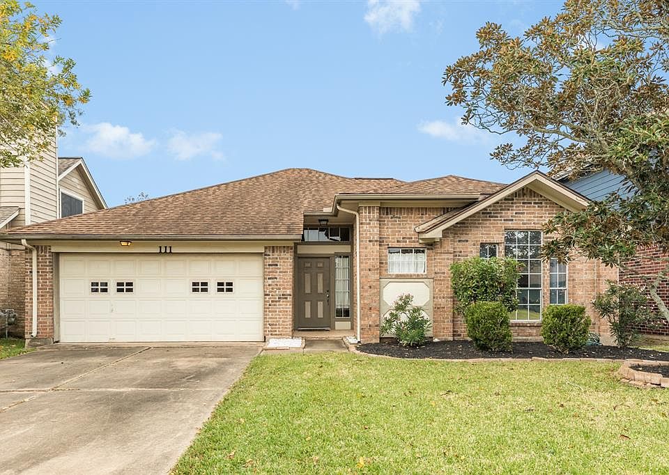 1st image of 111 Almond Dr