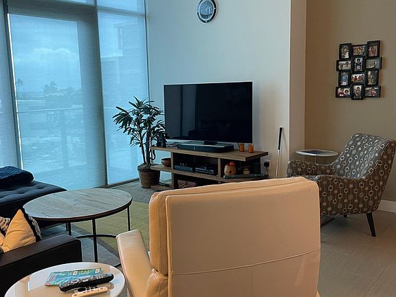 3rd image of 600 Ala Moana Blvd #614