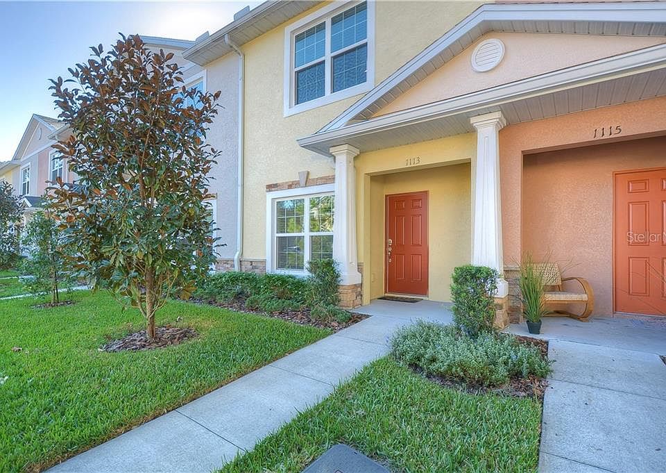 1st image of 1113 Hillhurst Dr