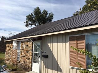 1529 E 5th St, Metropolis, IL 62960