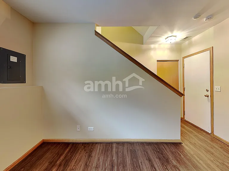 11S524 Rachael Ct — Photo 17
