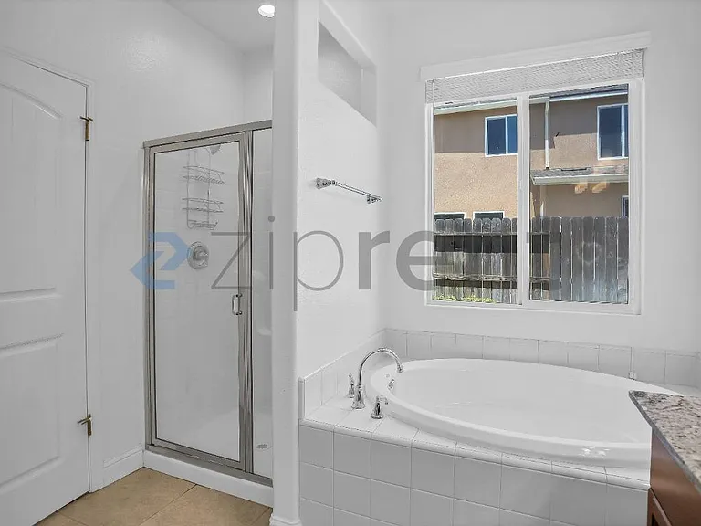 6314 W Donner Ave — Photo 19