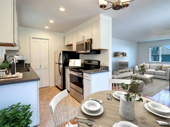 2827 21st Ave W APT 3, Seattle, WA 98199