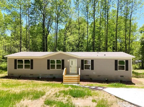 505 Campbell St, Cleveland, GA 30528