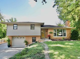 124 Circle Dr, East Peoria, IL