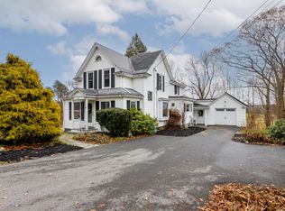 1000 Sawyer Rd, Cape Elizabeth, ME 04107