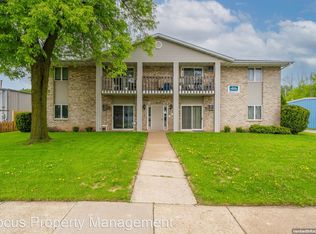 1325 Vandenbroek Rd #10633279, Little Chute, WI 54140