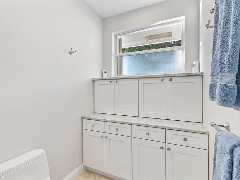 15611 Milan Ct — Photo 37