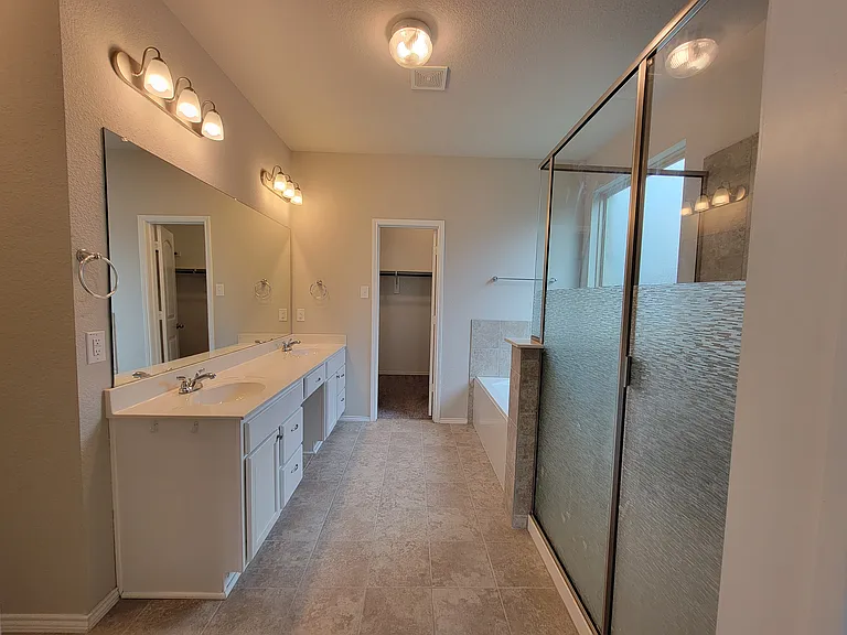 4725 Redbud Dr — Photo 14