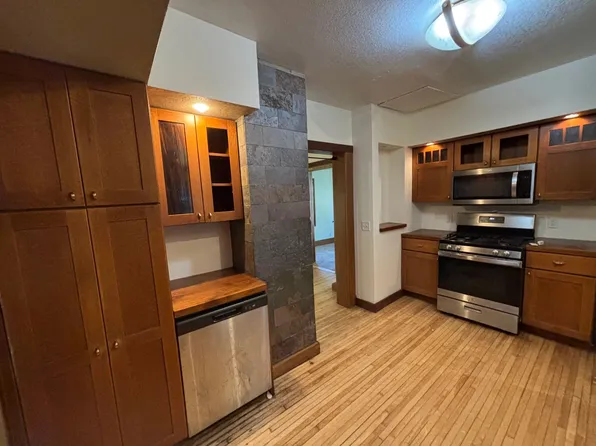 2028 3rd Ave N, Minneapolis, MN 55405