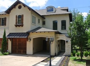 2424 Hartford Rd #B, Austin, TX 78703