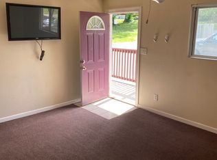 319-4 E Mill St, Carbondale, IL 62901