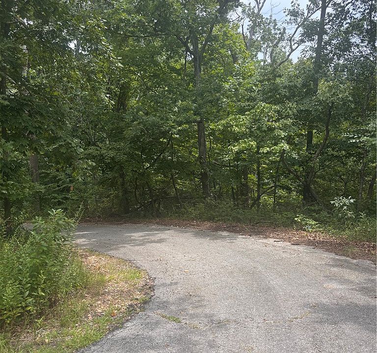 2nd image of Islay Ln #6