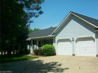 9381 Whalers Cv, Mentor, OH 44060