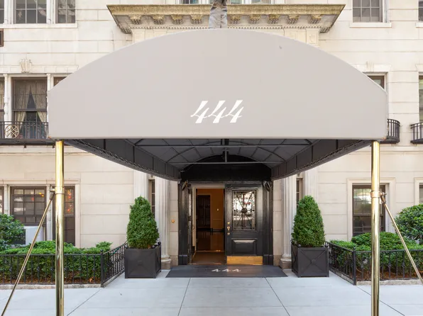 444 East 57th Street image 11 of 11