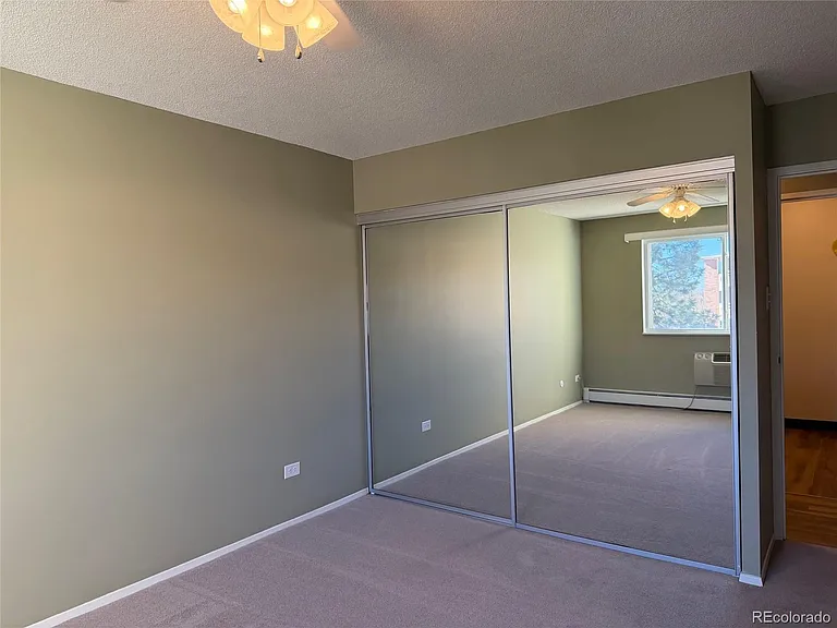 350 S Clinton St #10C — Photo 10